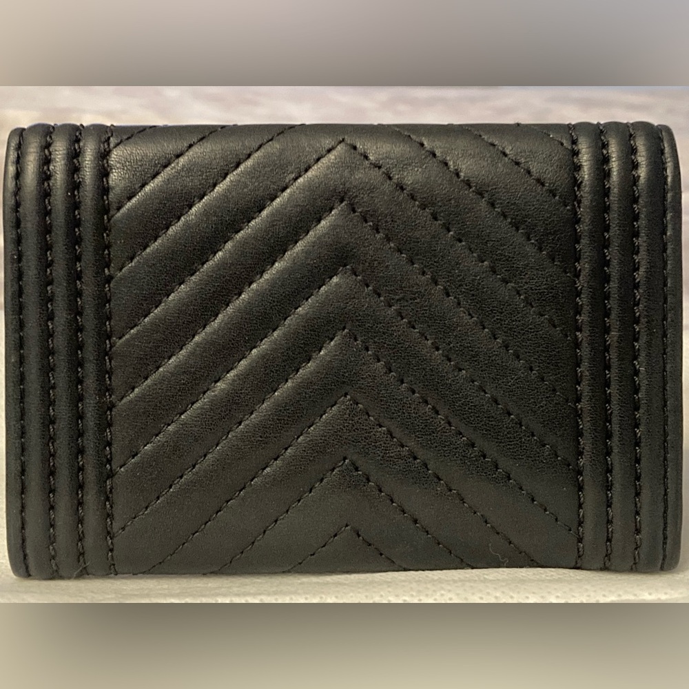 Chanel 2015 - 2016 Quilted Genuine Leather Wallet By Karl Lagerfeld Collection - Picture 2 of 6